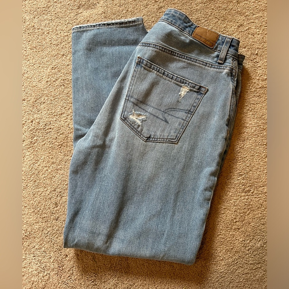 American Eagle Mom Jean